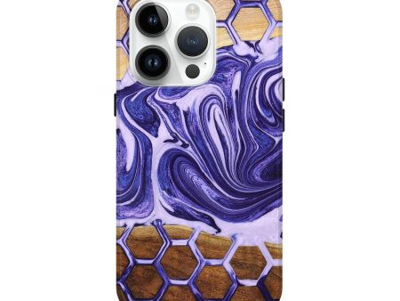 iPhone 15 Pro Wood+Resin Live Edge Phone Case - Blake (Pattern, 658716) For Sale